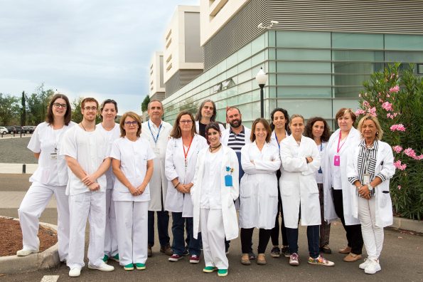 Grupo de profesionales de los Servicios de Apoyo a la Investigación del Hospital Nacional de Parapléjicos (Foto: Carlos Monroy//SESCAM)