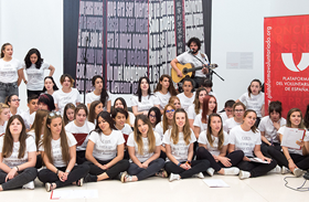 Estudiantes de Toledo y Madrid nos cantaron “¡Qué bello es vivir! de El Kanka con Curar y Cantar