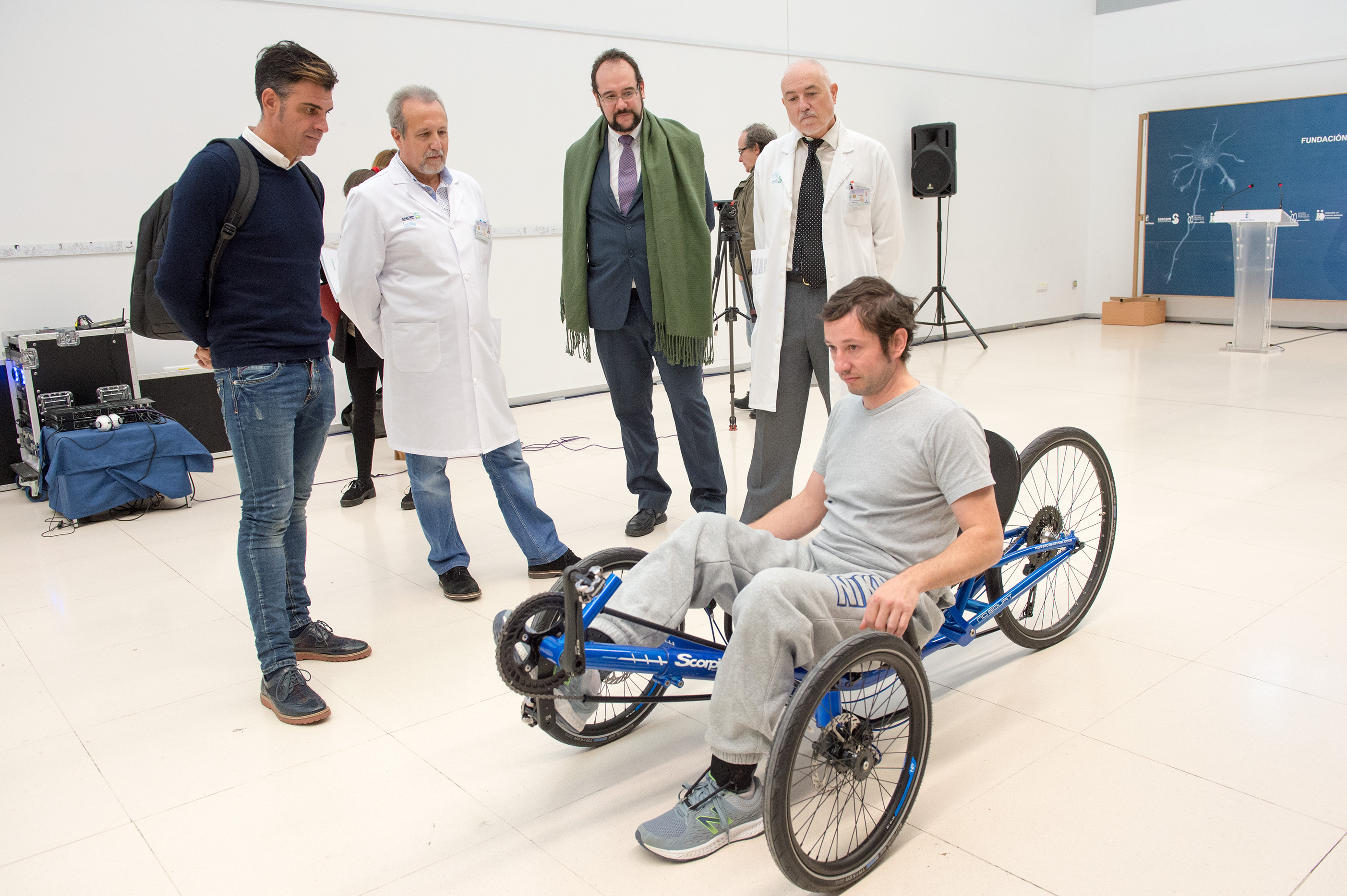 hígado Redondo artillería Parapléjicos cuenta con una nueva bicicleta de manos para los pacientes,  donada por Ecovidrio - INFOMÉDULAINFOMÉDULA