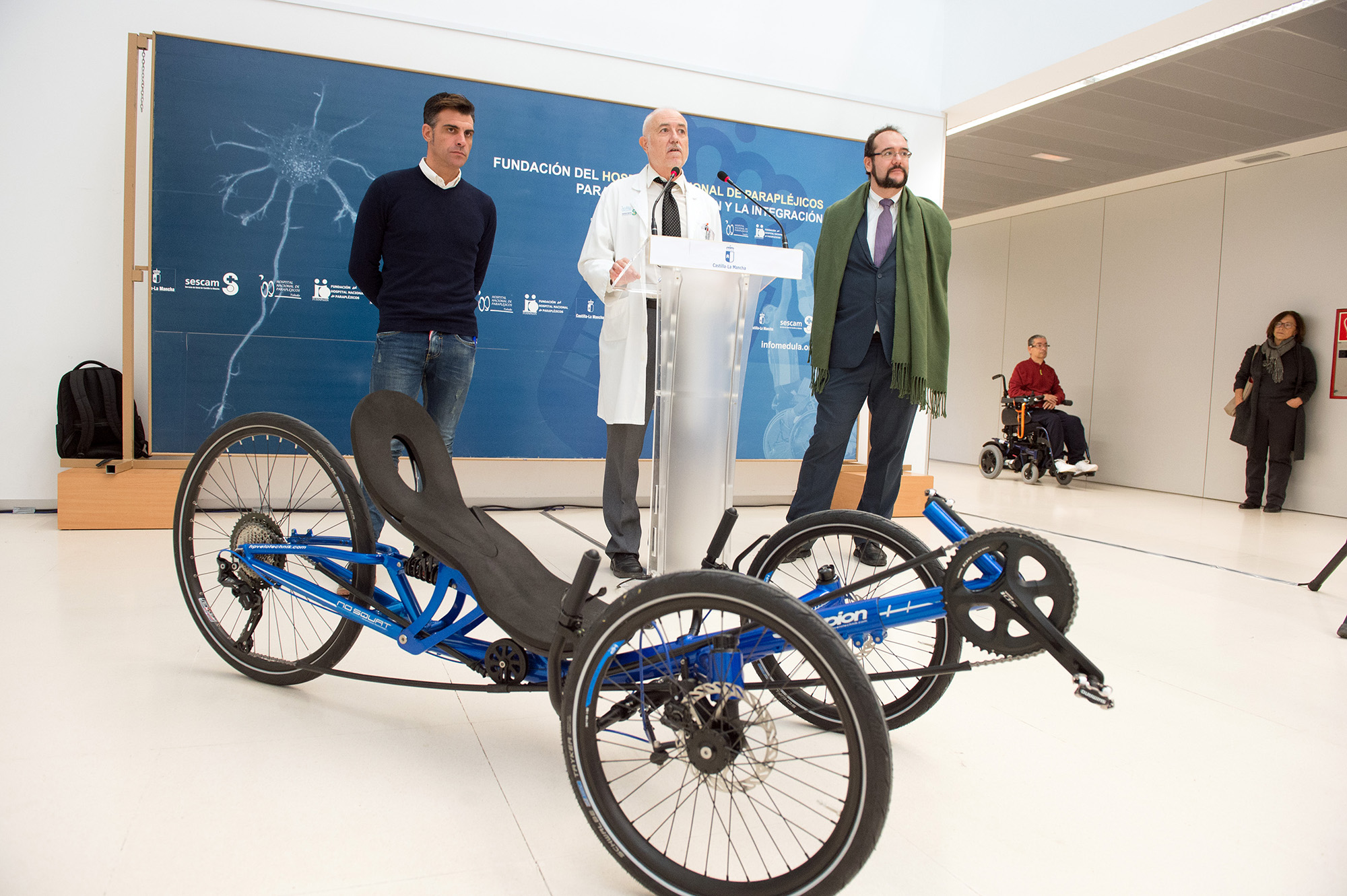 hígado Redondo artillería Parapléjicos cuenta con una nueva bicicleta de manos para los pacientes,  donada por Ecovidrio - INFOMÉDULAINFOMÉDULA