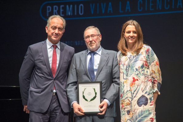 Encastillalamancha.es nos concede el premio “Viva la ciencia”