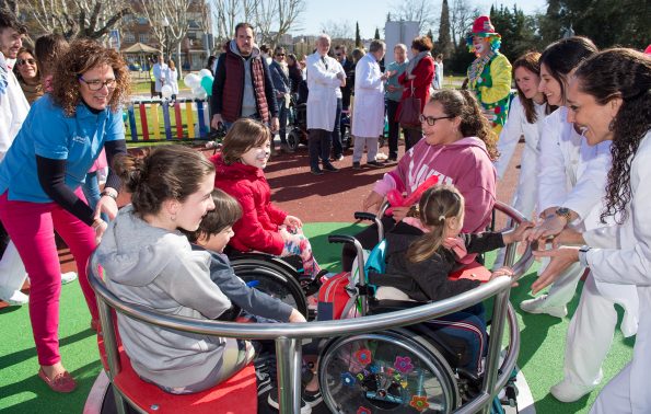 Inauguración parque infantil en el Hospital Nacional de Parapléjicos. (Foto: Carlos Monroy // SESCAM)