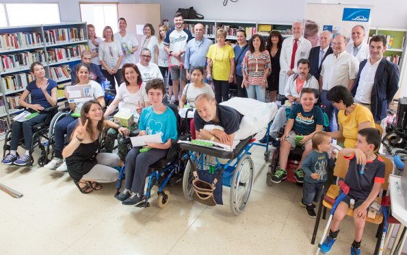 Entrega de premios del concurso literario "Todo es posible" en el Hospital Nacional de Parapléjicos