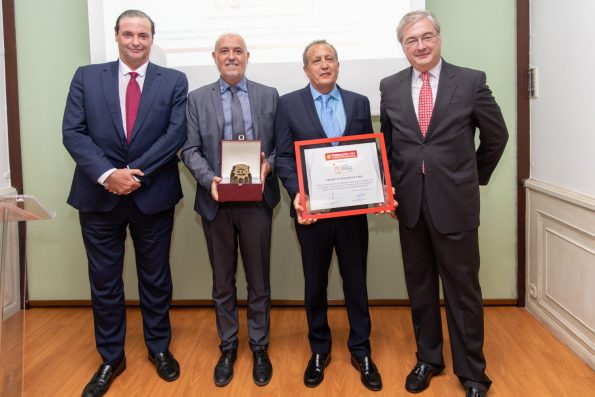 Premio-Fundación-CEA-2019-Premiados-Presidente-y-Director-General-Fundación-CEA.jpg