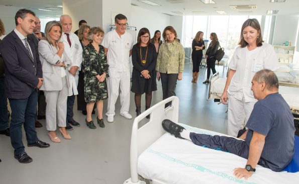 Visita de la Ministra de Sanidad al Hospital Nacional de Parapléjicos. Foto: Carlos Monroy