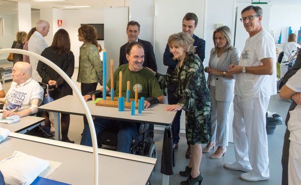 Visita de la Ministra de Sanidad al Hospital Nacional de Parapléjicos. Foto: Carlos Monroy