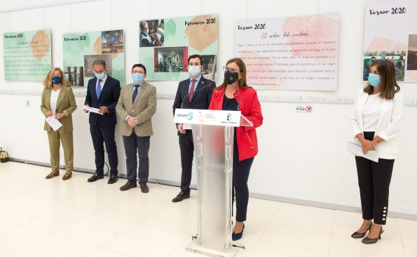 La UCLM y Parapléjicos inauguran la muestra ‘Retrato de un año pasado: una mirada a la educación y el cuidado’