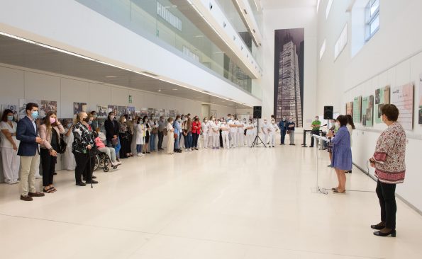 La UCLM y Parapléjicos inauguran la muestra ‘Retrato de un año pasado: una mirada a la educación y el cuidado’