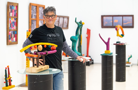 El artista plástico José Carlos Calvo expone en el Hospital Nacional de Parapléjicos